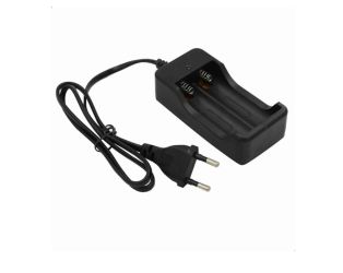 CARREGADOR DE BATERIAS 18650 4.2V DC1000MA LPJ-A02